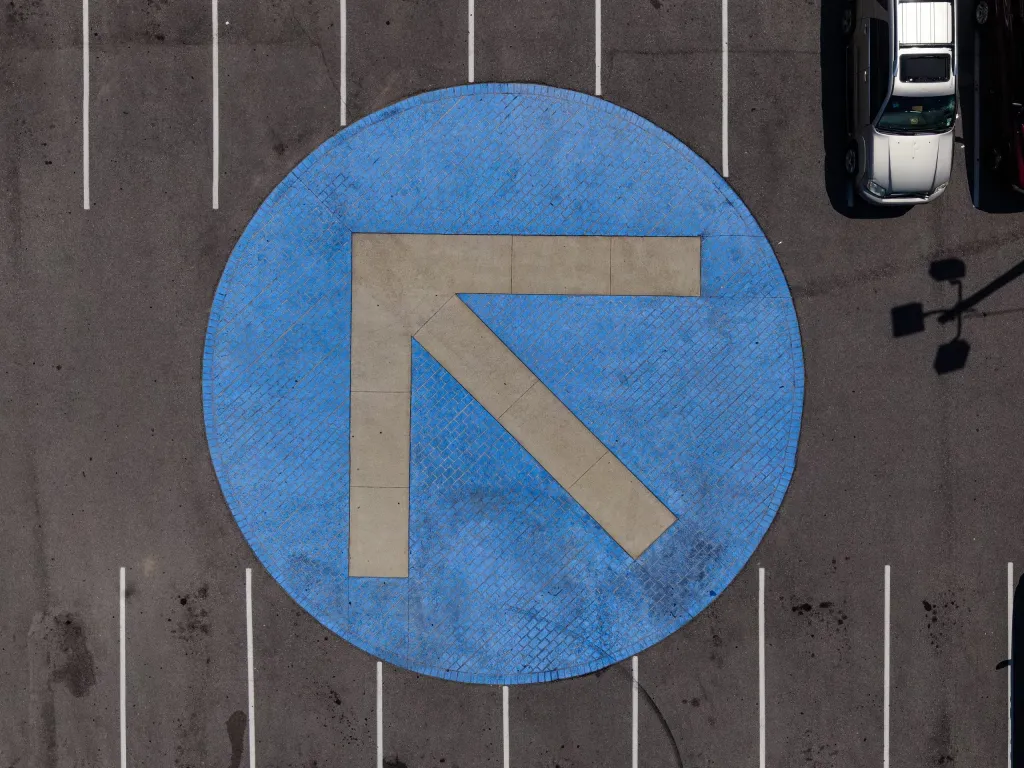Poznań – parking podziemny. Odwiedź miasto zimą